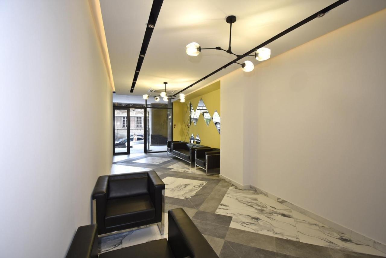 Home4You Apartments On Koghbatsi 耶烈万 外观 照片