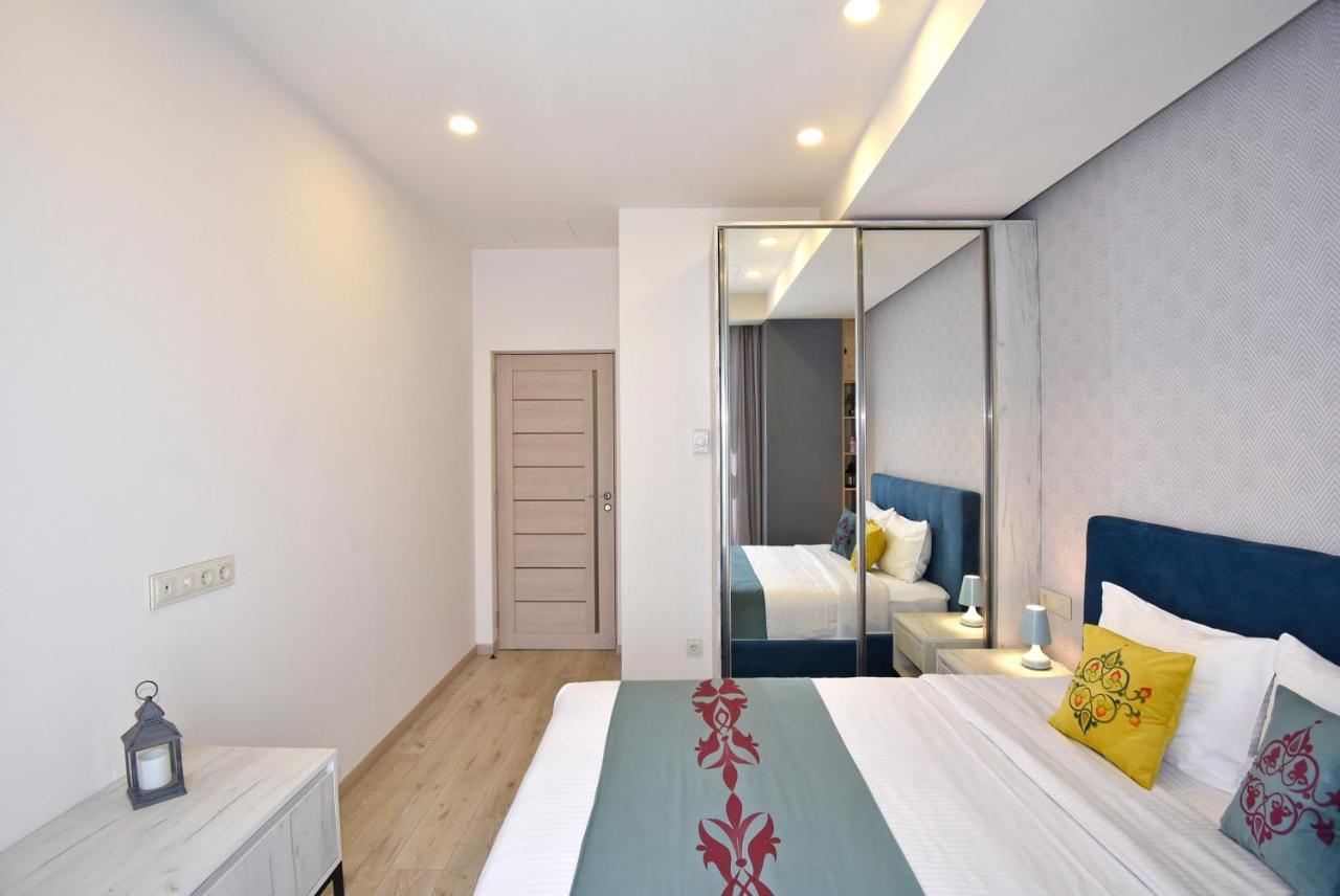 Home4You Apartments On Koghbatsi 耶烈万 外观 照片