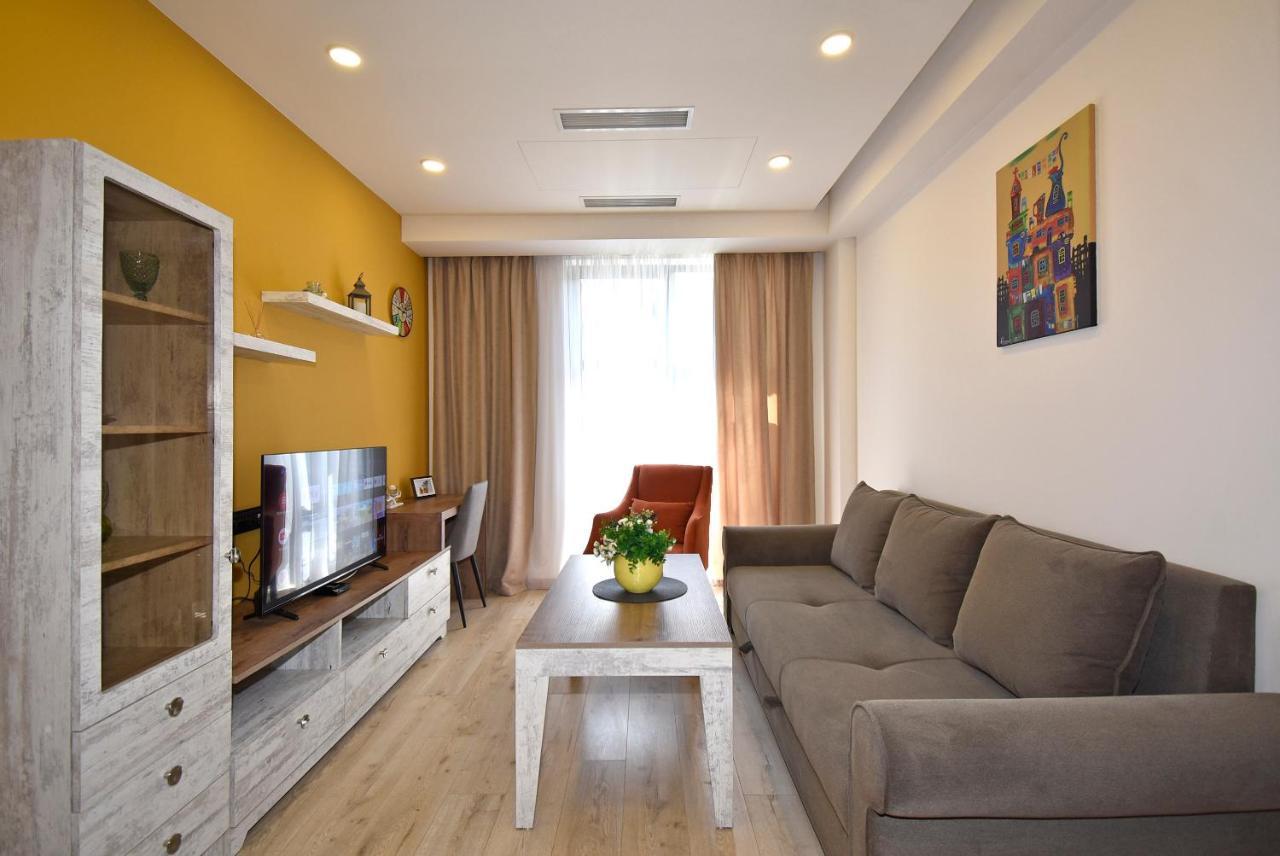 Home4You Apartments On Koghbatsi 耶烈万 外观 照片
