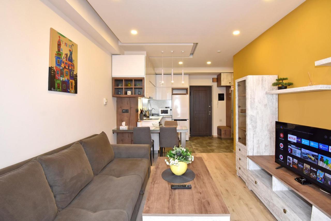 Home4You Apartments On Koghbatsi 耶烈万 外观 照片