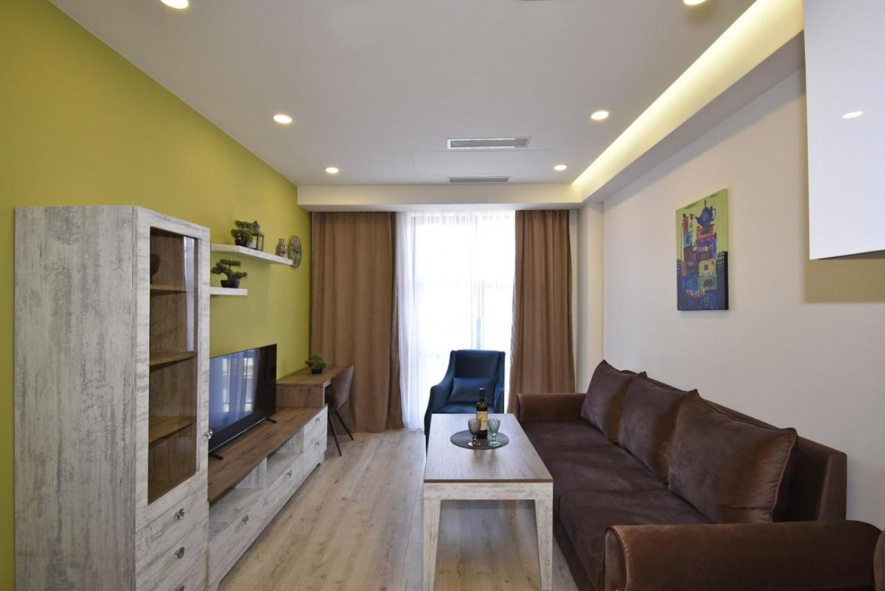Home4You Apartments On Koghbatsi 耶烈万 外观 照片