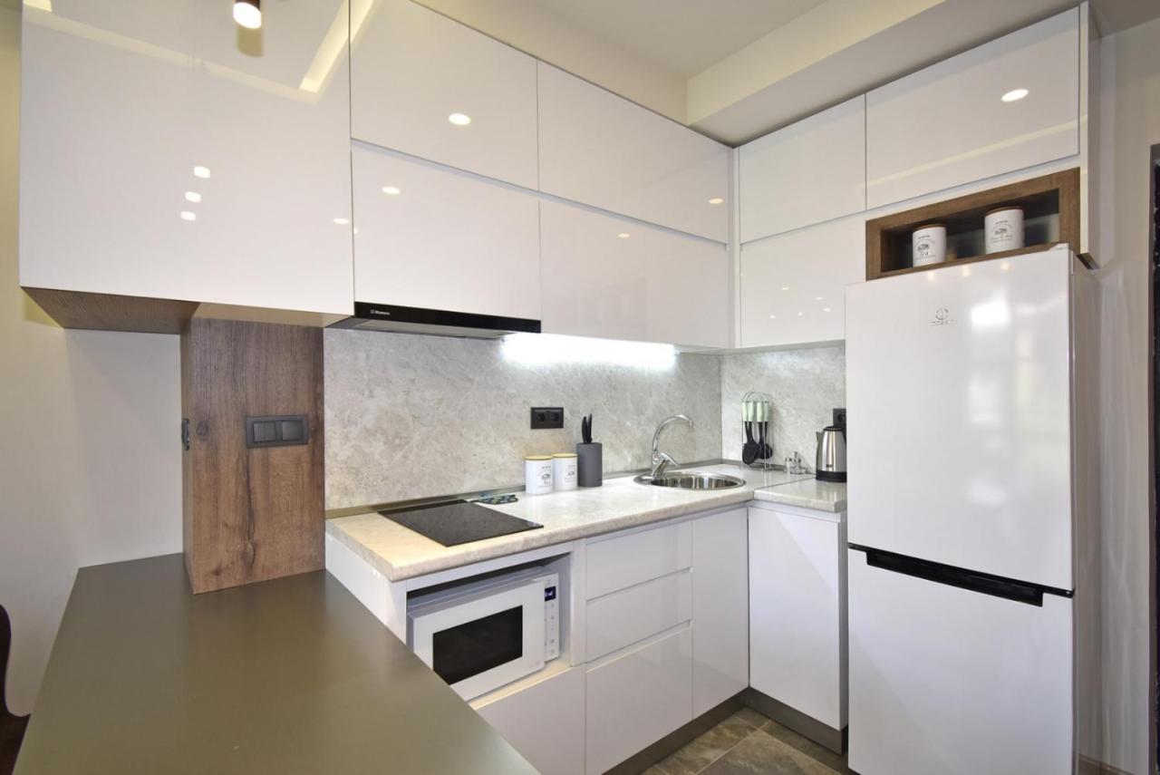 Home4You Apartments On Koghbatsi 耶烈万 外观 照片
